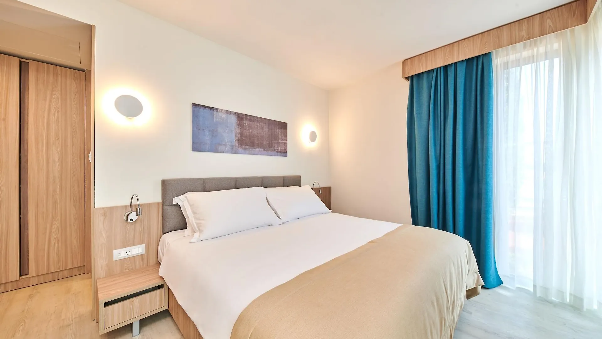 Garden Suites Umag Plava Laguna 4*,  Κροατία