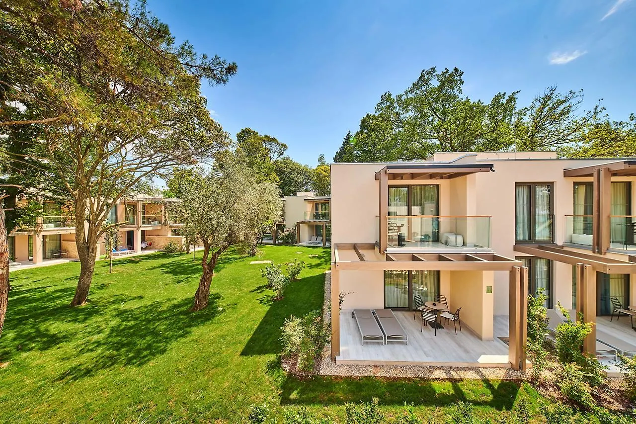 Garden Suites Umag Plava Laguna 4*,